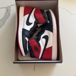 Air Jordan 1 "Black Toe" (2016) Size 11