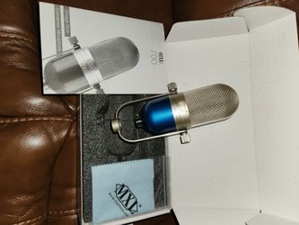 MXL 700 Vintage Style Cardiod Condenser Mic