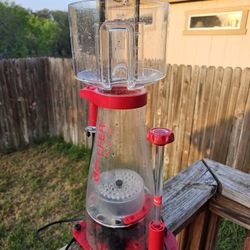 Red Sea Reefer RSK 300 Protein Skimmer