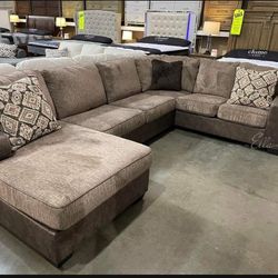 🌹Abalone 3-Piece Sectional with Chaise👉$10 Down Payment Financing and Delivery available