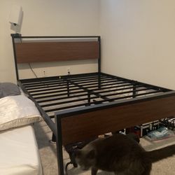 Wooden Bed Frame (Full)