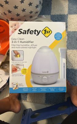 Safety 1st Easy Clean Humidifier With Nightlight