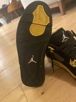 Jordan 4 Thunder Used Size 7