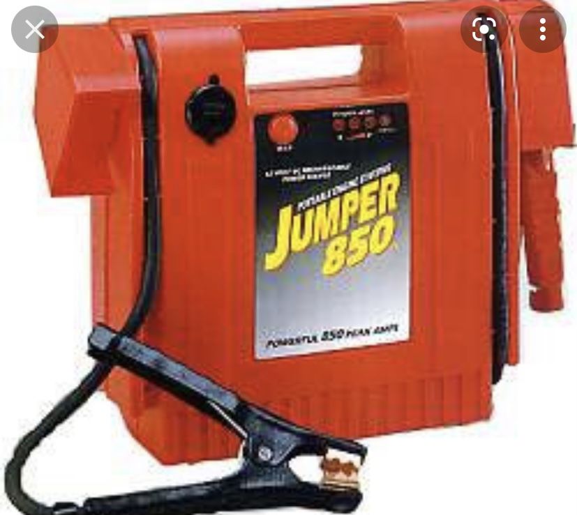 Century Jumper 850 Portable Engine Starter