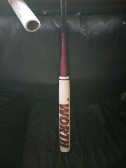 Worth Mayhem bat