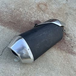 17-23 Suzuki GSXR 1000R OEM Stock Exhaust Muffler Used