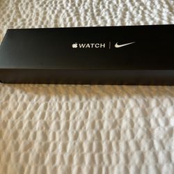 Nike Apple Series 7 Watch