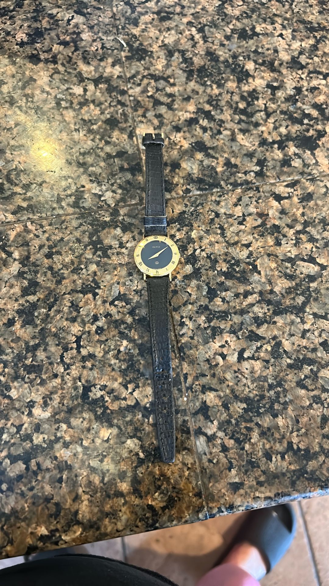 Gucci Watch (woman’s)