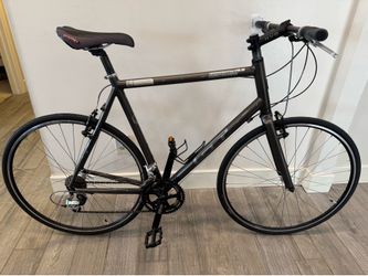 GT Straight Bar Road Bike XL Fun Commuter Tuned Ready/Ride
