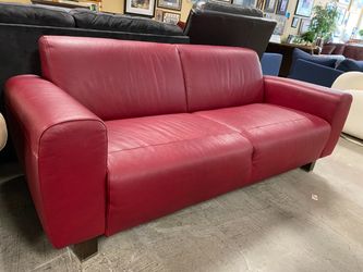 NATUZZI Dark Red Leather Loveseat