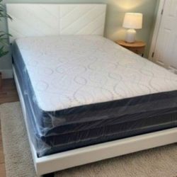 QUEEN Size Bed Frame New Platform Bed With Headboard White Or Black 