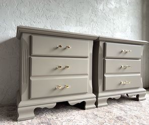 Refinished Beige Nightstands (Pair) – Refinished