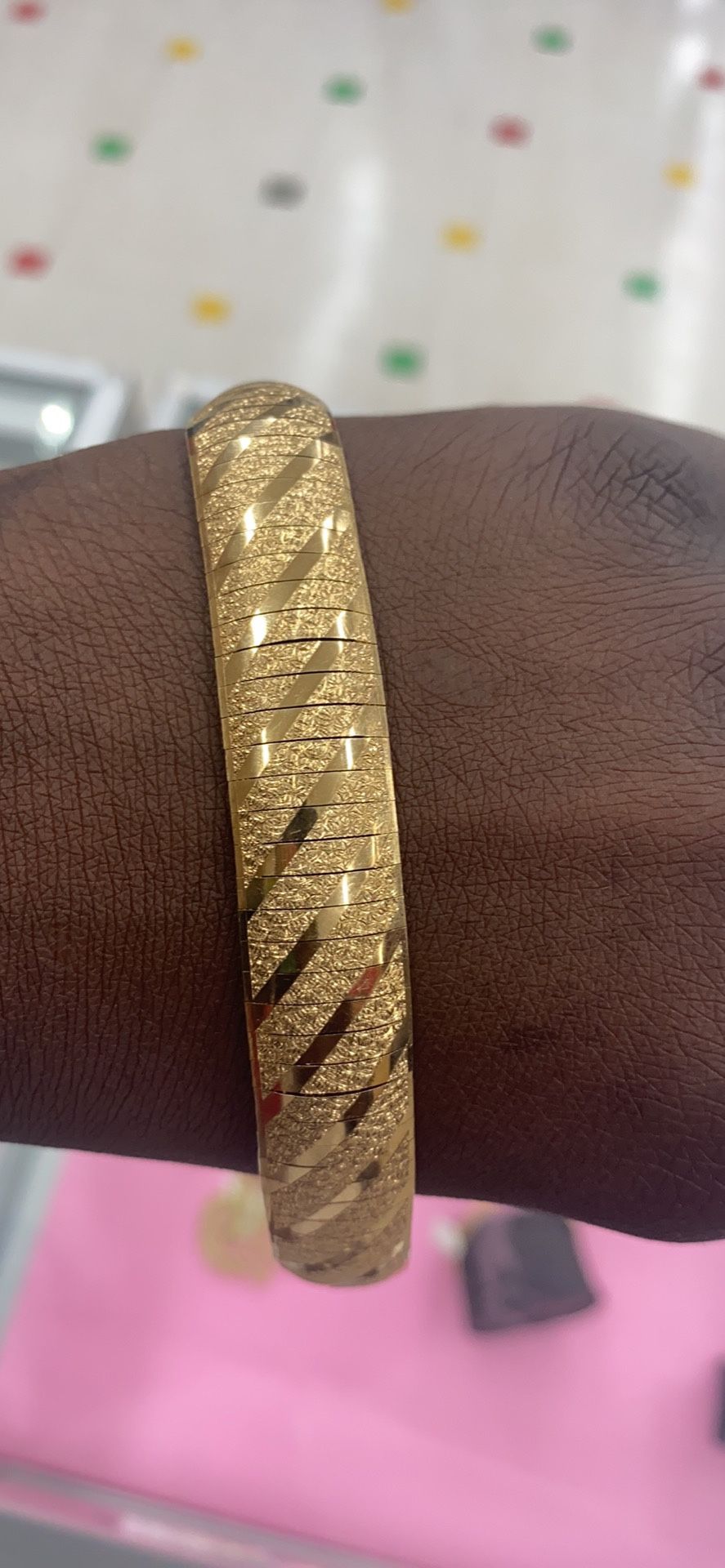 10K 19.9g Herringbone Bracelet 71/2”