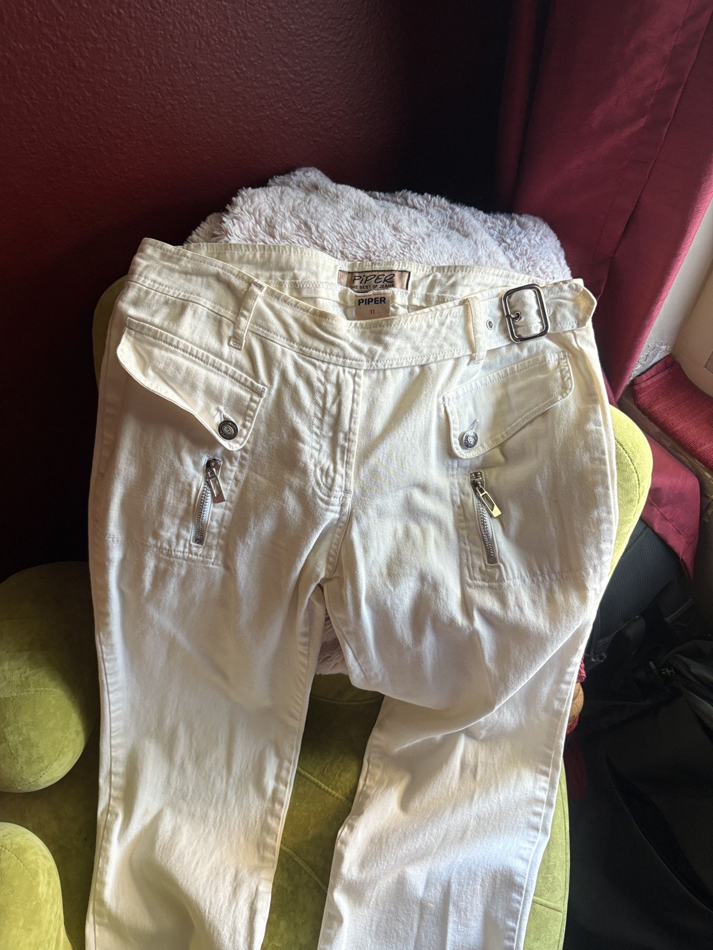 Stretchy White Vintage Jeans