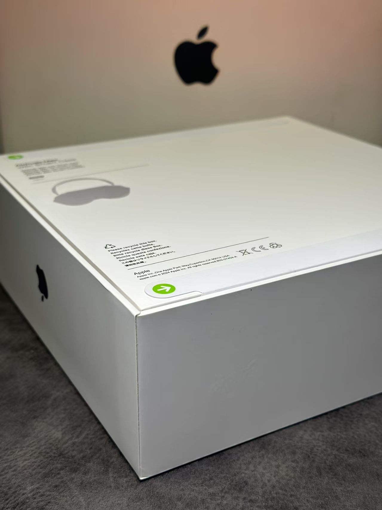 AirPod Max *new* And 1 Year Warranty *TAKING OFFERS*