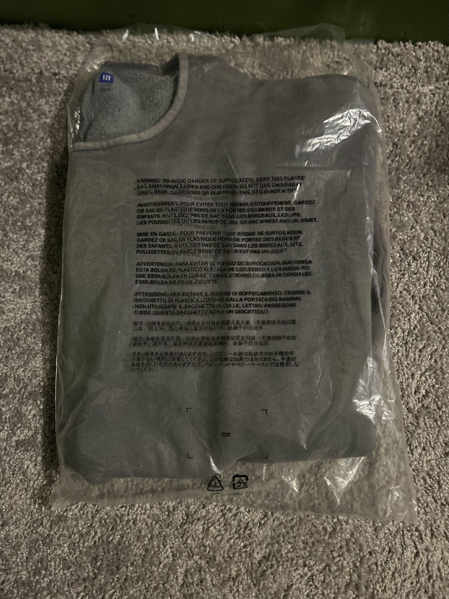 Yeezy Gap Yoke Tee Fleece Cement Size XL (Unreleased)