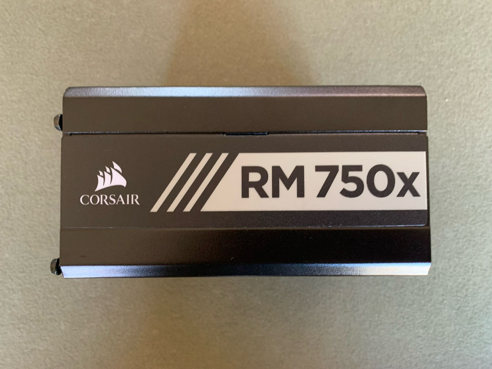 CORSAIR RMX Series RM750X 750 Watt 80 Plus Gold Fully Modular