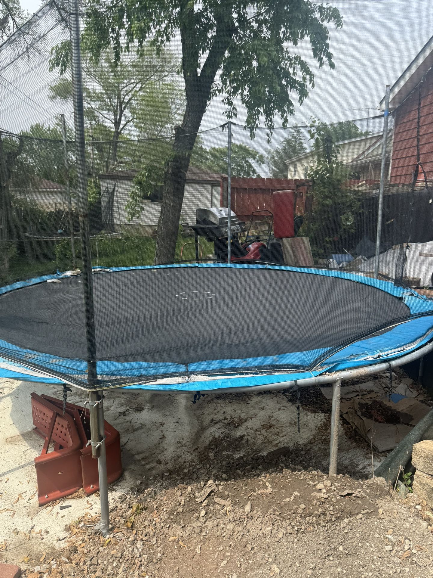 Trampoline