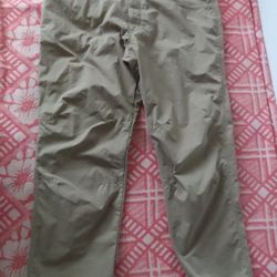 Patagonia Tenpenny Pants Beige 40 Trail Hiking Organic Cotton Nylon (41x29 3/4)