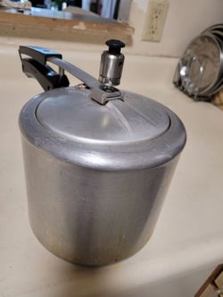 Pressure cooker