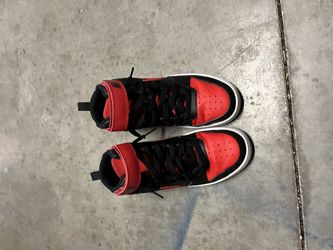 Nike size 6 Men