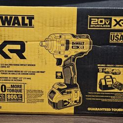 DEWALT XR 1/2" MID-RANGE IMPACT WRENCH WITH HOG RING ANVIL KIT 