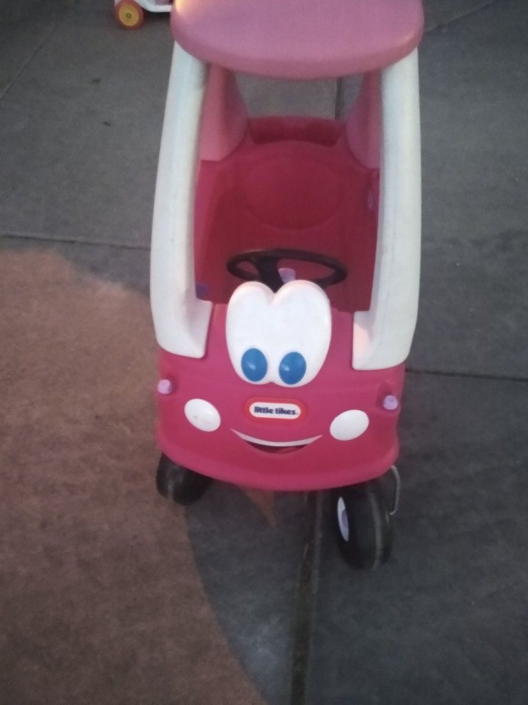 Girl Cozy Coupe