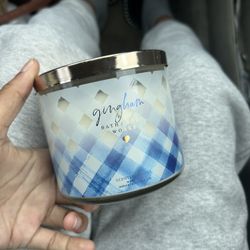 Bath & Body Works 3 Wic Candles 