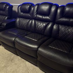 6-Piece Power Reclining Home Theater Set – Premium Leather, Great Condition