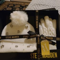 STEVE MADDEN Holiday/Gift Set -Ivory Hat & Gloves For Women
