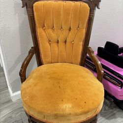Victorian Style Vintage Chair 