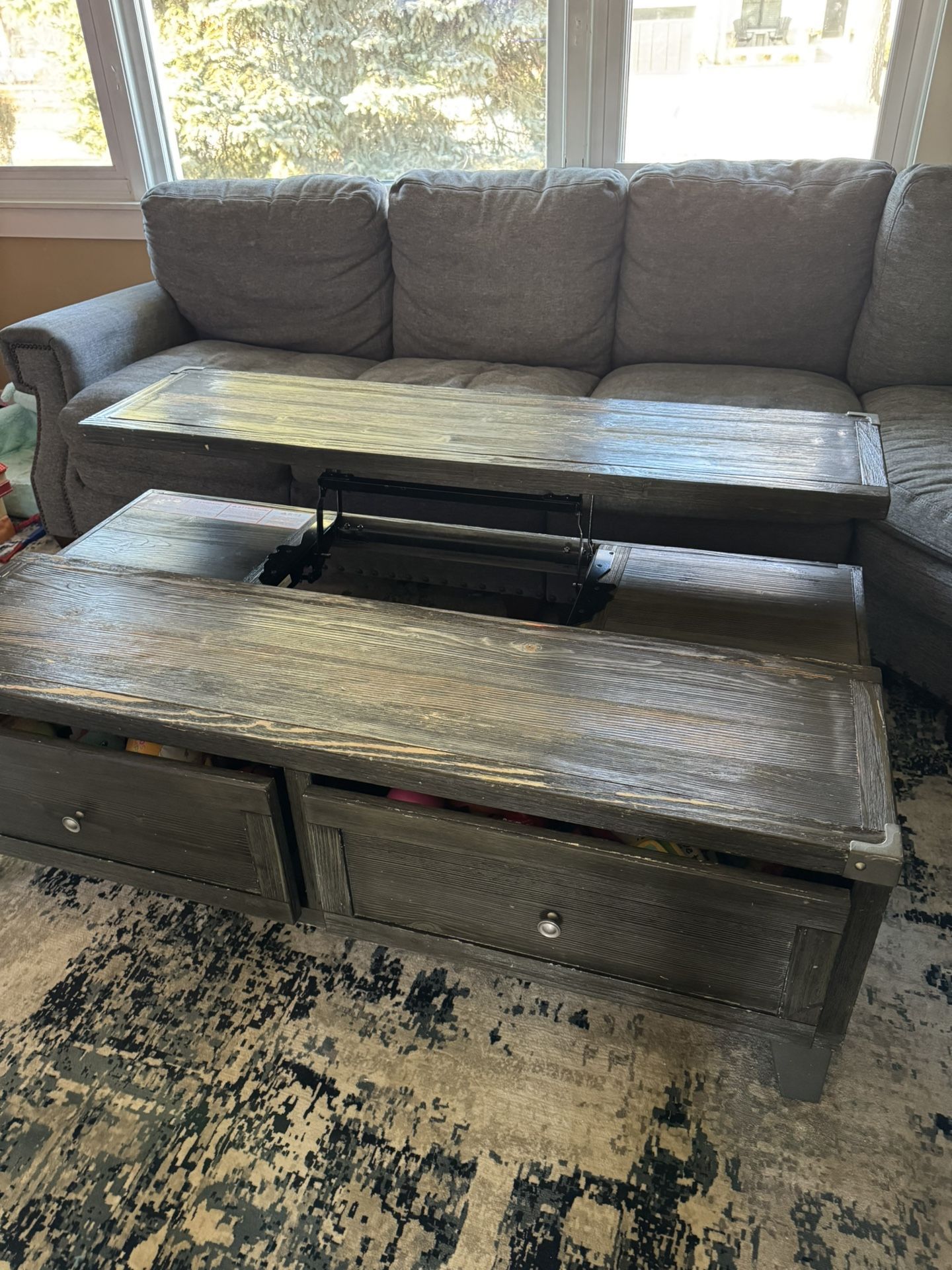 Coffee Table With Lift Top