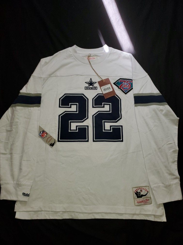 BRAND NEW MITCHELL AND NESS COWBOYS LONG SLEEVE SWEATER