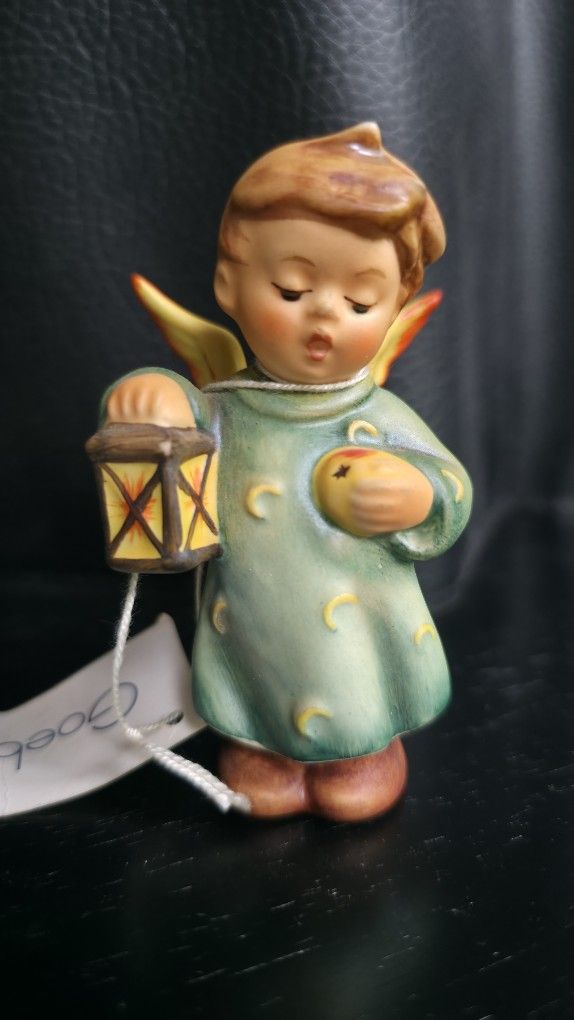 1964 M.J. Hummel "Good Night" Figurine With Original Tag