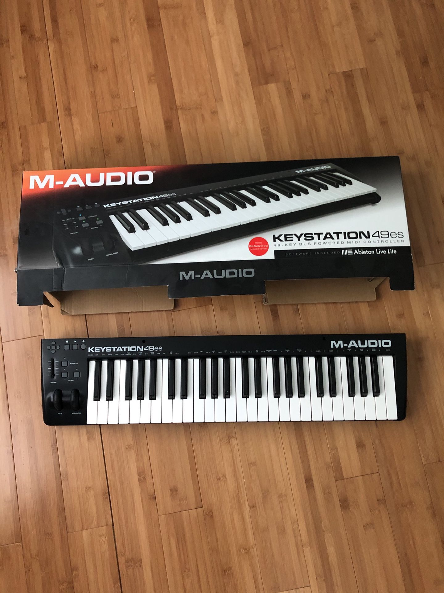 M audio keyboard controller