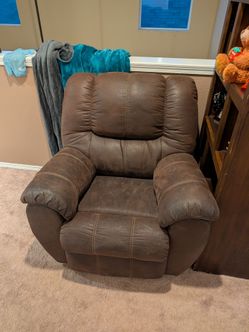 Manual reclining chair