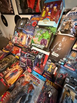 Marvel Legends / Comics / Mafex / DC McFarlane / Star Wars Black Series / Hot Toys / Figuarts