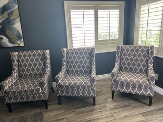 Accent chairs