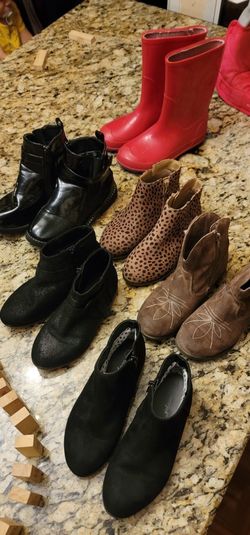 Girls Boots