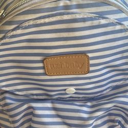 Tushbaby Lite