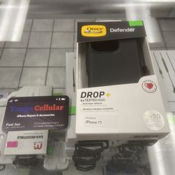 iPhone 17 OtterBox Defender Case