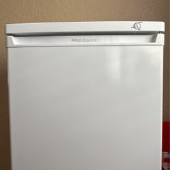 Freezer_Frigidaire