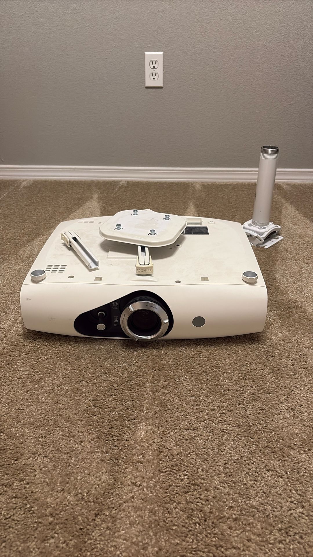 Panasonic PT-RZ370U Projector