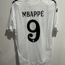 Real Madrid Mbappe 24/25 Player Version Jersey