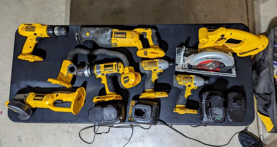 DeWalt Tools 18 Volt And 14 Volt -Set