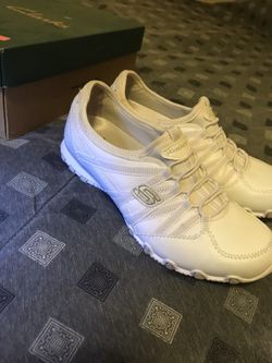 W 6.5 Skechers