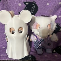 Halloween Costumes 