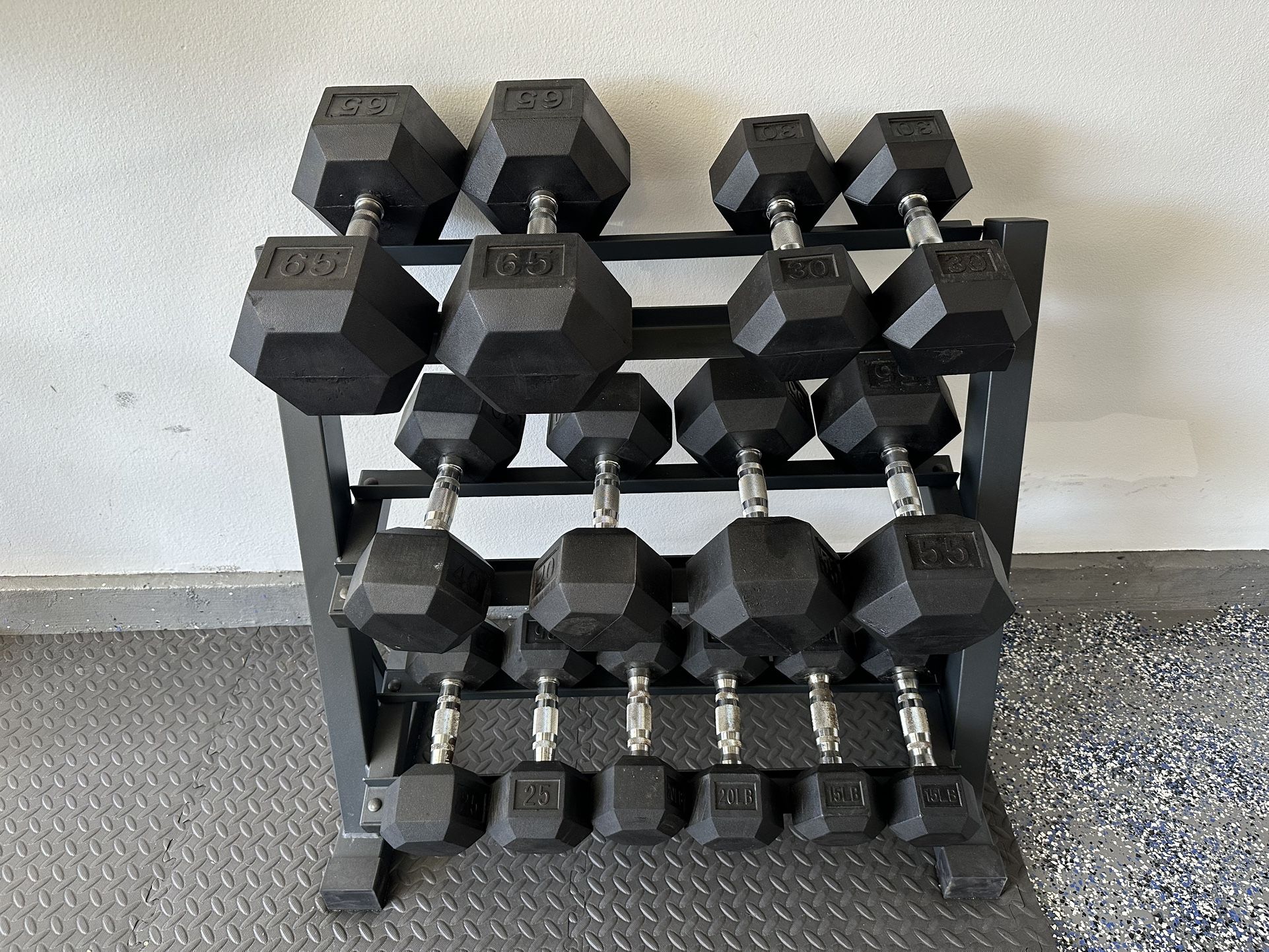 Multiple Sets Of Large Rubber Hex Dumbbells - Sets Of 65 55 40 30 25 20 15 Lbs