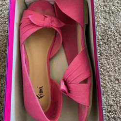 Women’s shoes