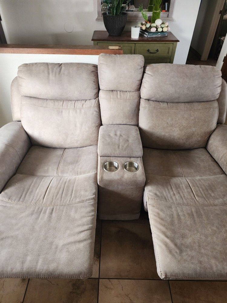 Loveseat Sofa - Dual Recliner